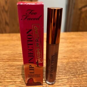 TOO FACED LIP INJECTION MAXIMUM LIP PLUMPER IN CARAMEL APPLE NWT!